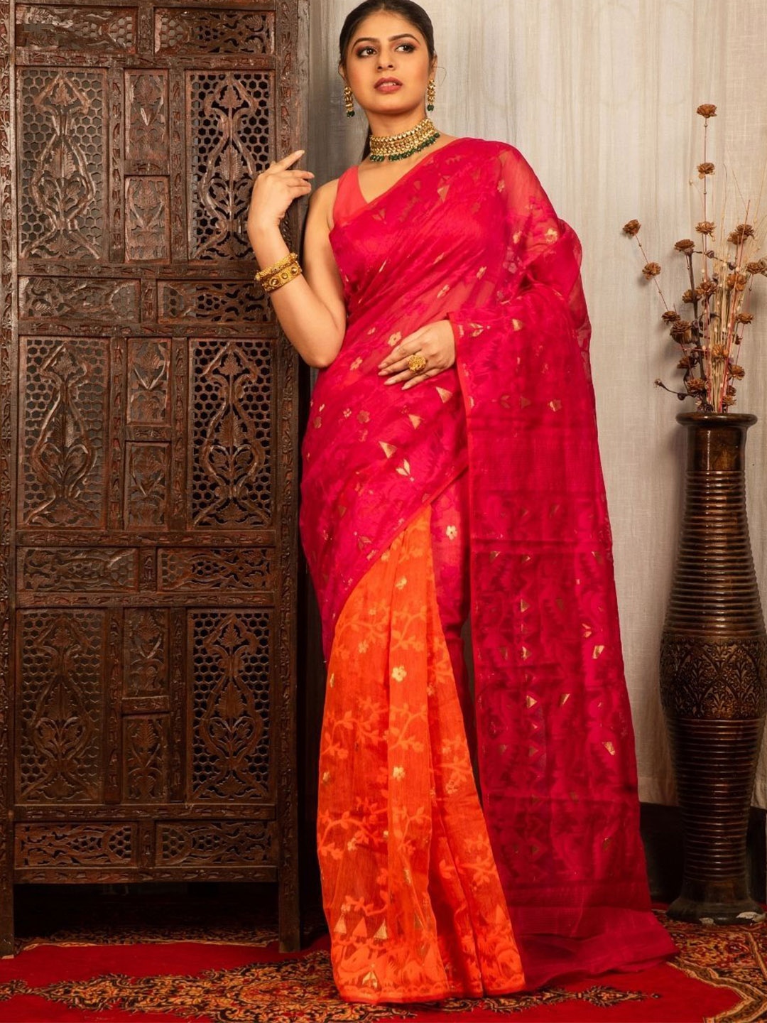 

8POURE Embellished Patchwork Pure Cotton Saree, Red