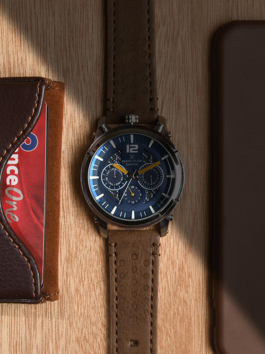 

Daniel Klein Men Dial & Leather Straps Analogue Watch DK11378-7_OR, Blue