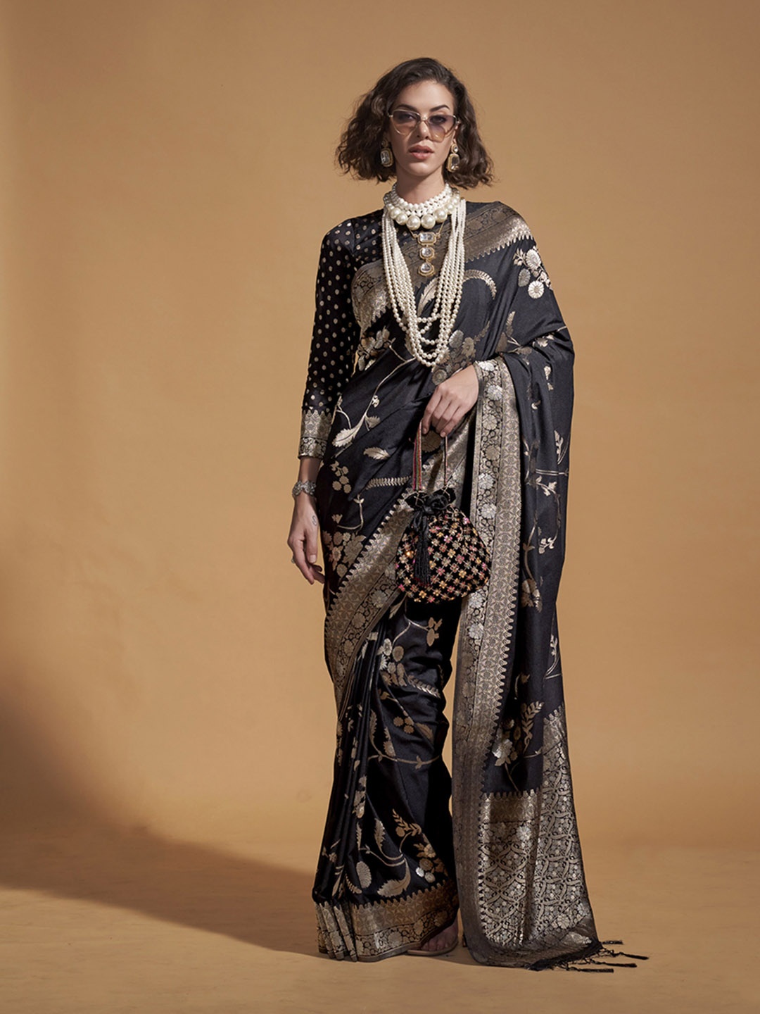 

Mitera Woven Design Zari Pure Georgette Banarasi Saree, Black