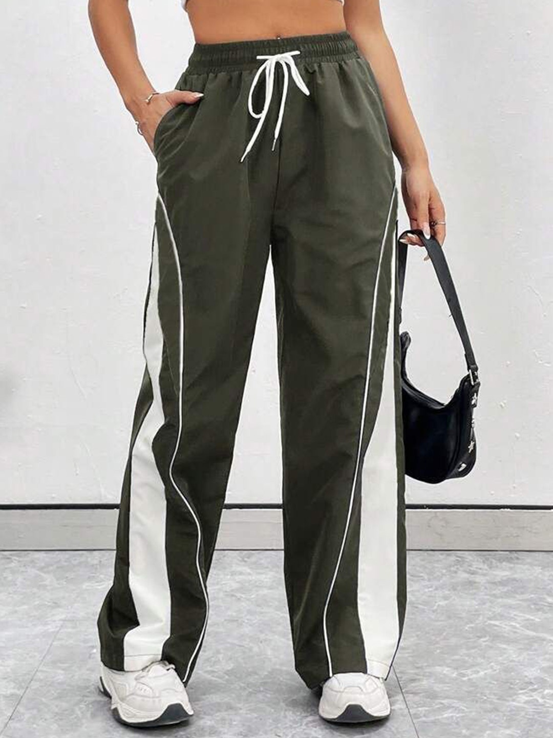 

TABADTOD Women Striped Relaxed Loose Fit Trousers, Olive