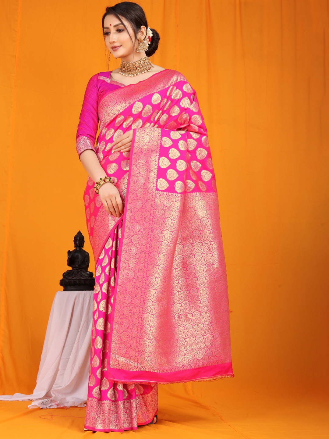 

Royal Rajgharana Saree Woven Design Zari Pure Silk Banarasi Sarees, Pink