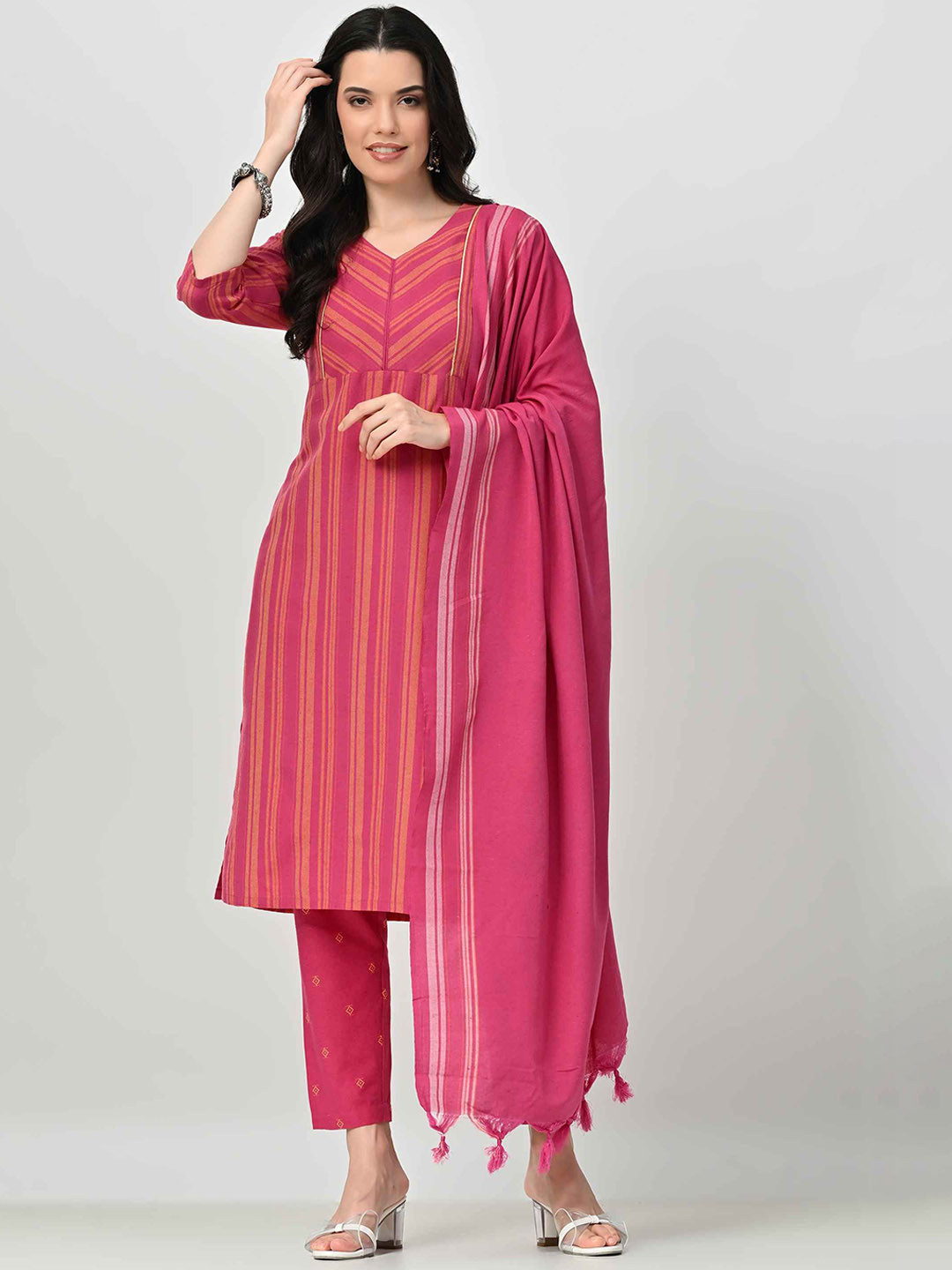 

AMBI Women Striped Regular Kurta with Trousers & With Dupatta, Pink