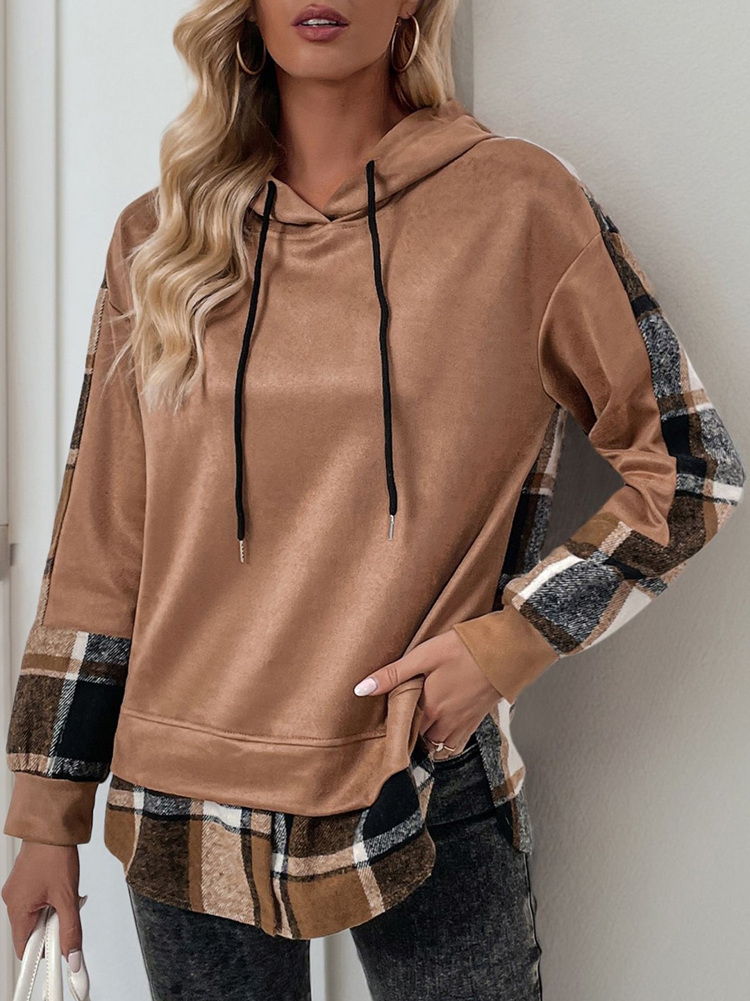 

StyleCast x Revolte Women Colourblocked Hooded Sweatshirt, Brown
