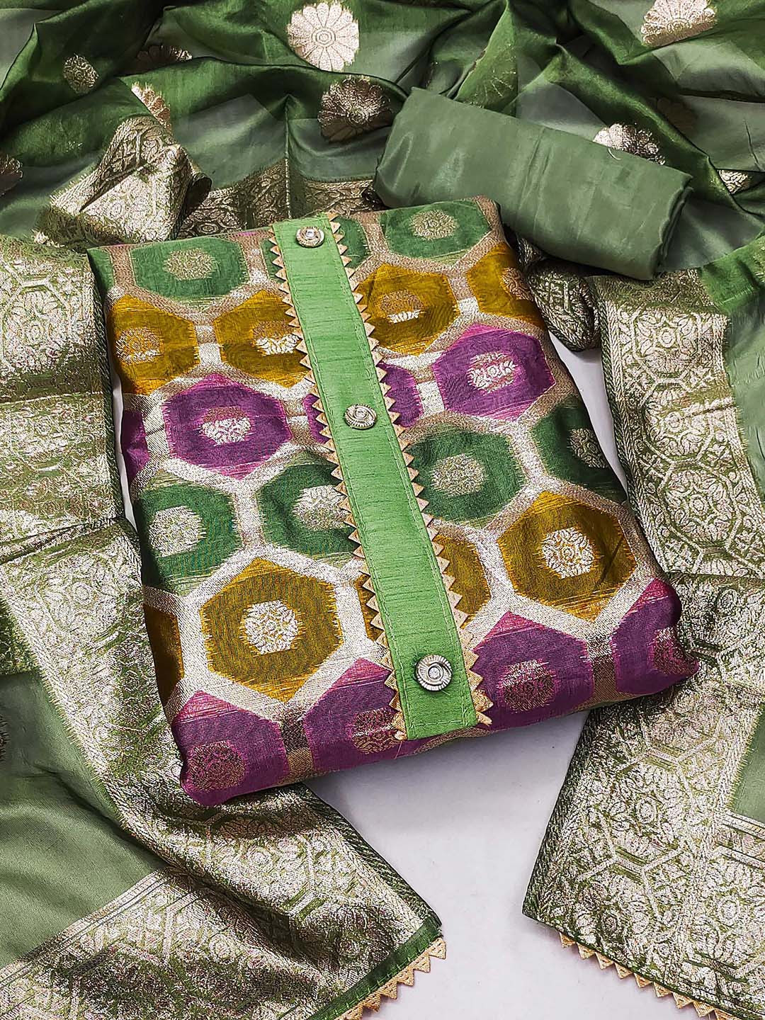 

Maroosh Unstitched Dress Material, Green