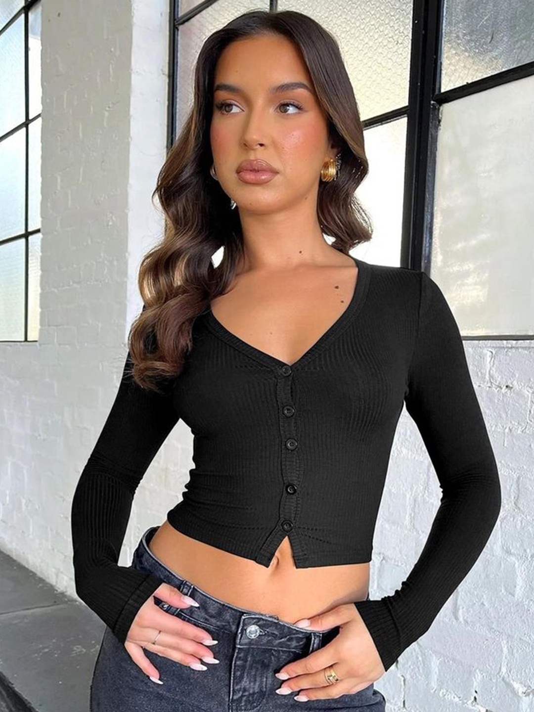 

LULU & SKY Crop Top, Black