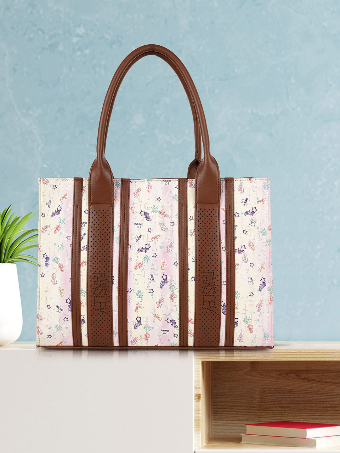 

PARSLEY Bucket Tote Bag, Cream
