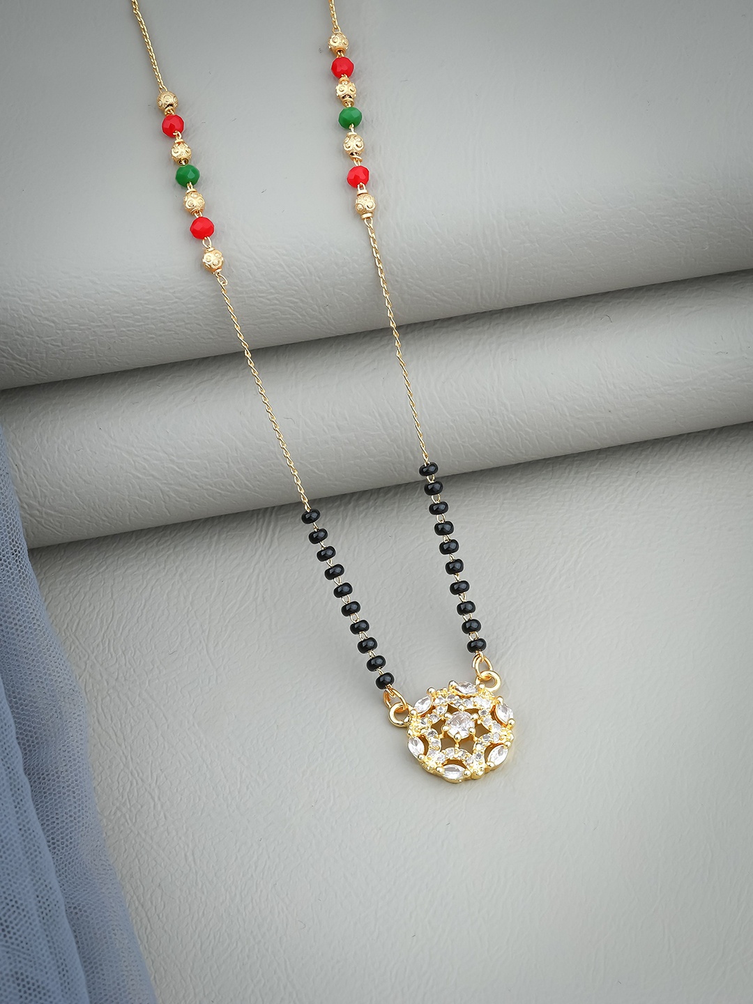 

Wynona Mangalsutra, Gold