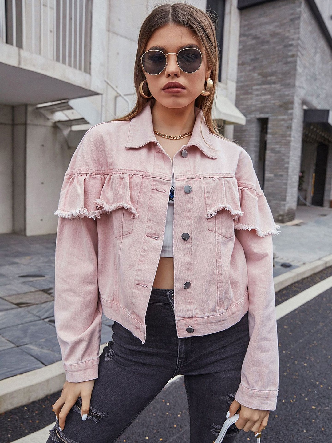 

StyleCast x Revolte Women Crop Denim Jacket, Pink