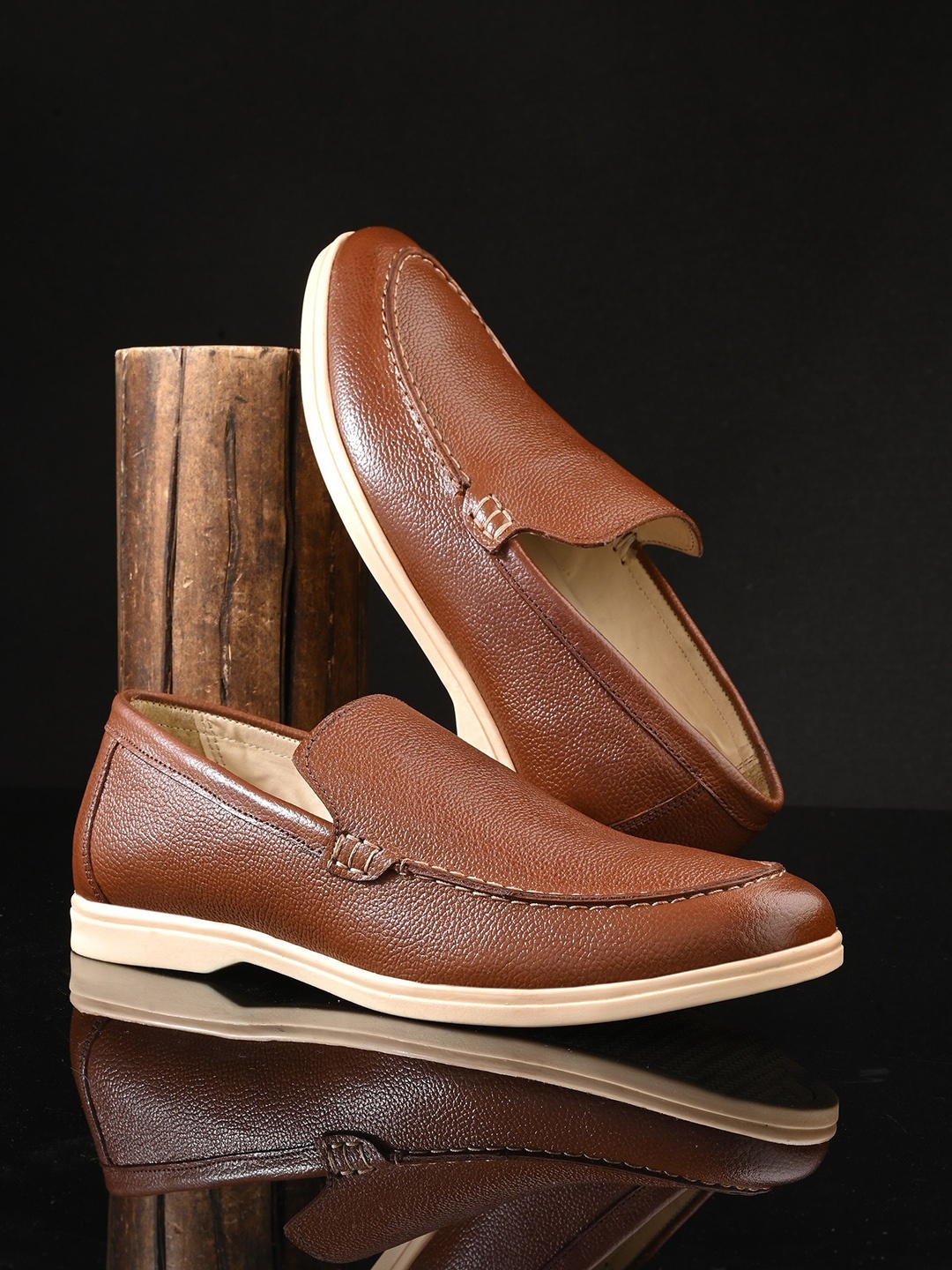 

CARLO ROMANO Men Suede Loafers, Tan