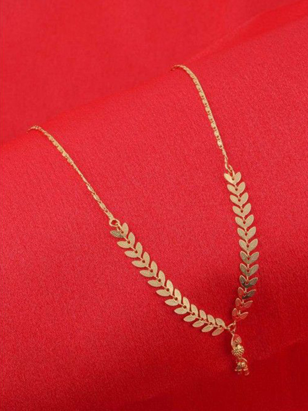

Wynona Gold-Plated Artificial Beads Mangalsutra