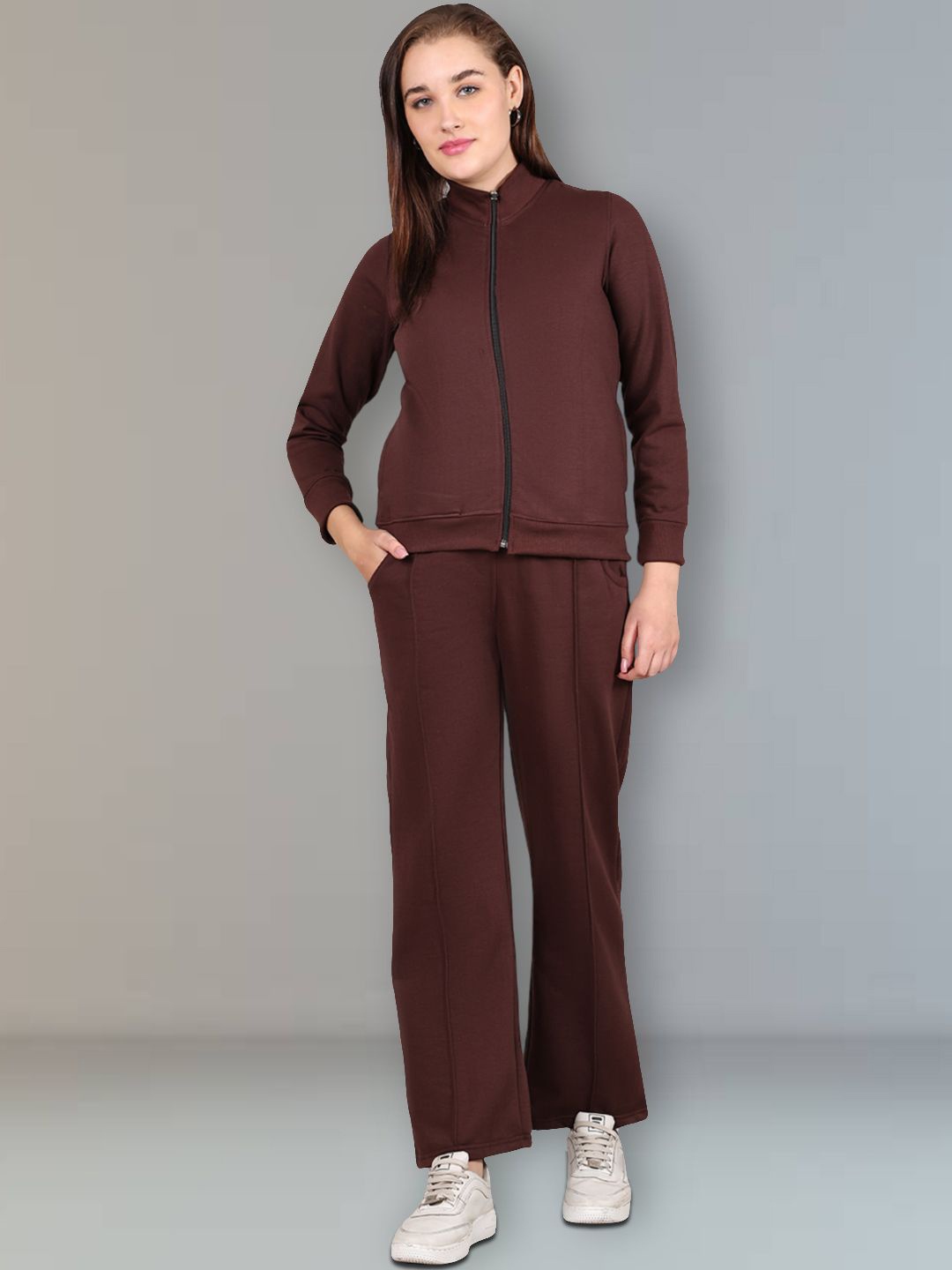 

GRACIT Mid-Rise Tracksuit, Brown