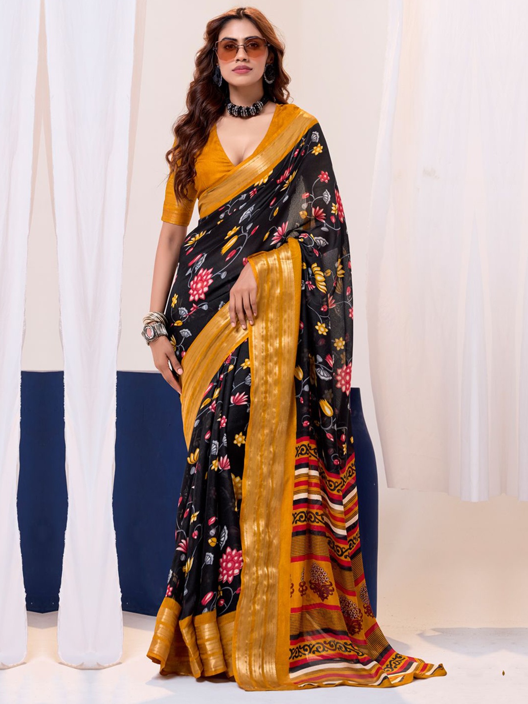 

CHUDIYA Floral Zari Pure Silk Saree, Yellow