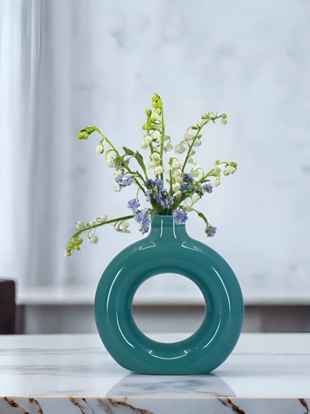 

The Decor Lane Turquoise Blue Glossy Ceramic Flower Vase
