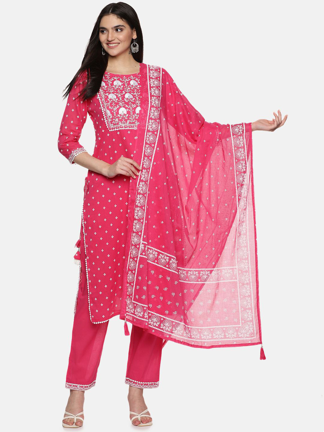 

RAJMANDIRFABRICS Women Floral Embroidered Regular Gotta Patti Pure Cotton Kurta with Trousers & With Dupatta, Pink