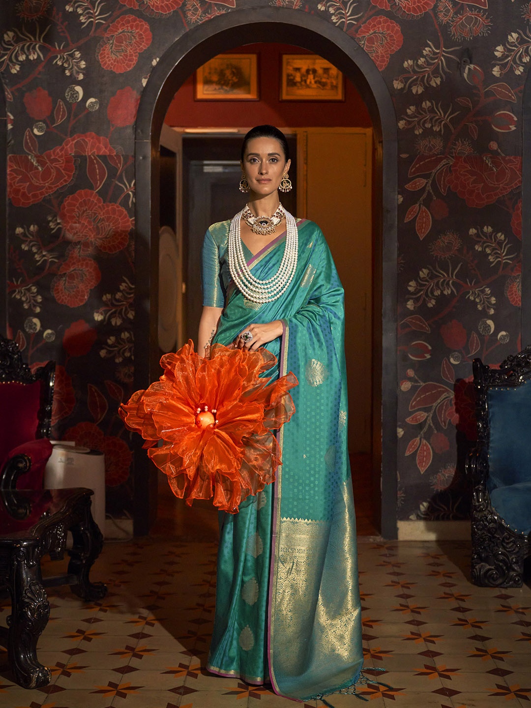 

Mitera Woven Design Zari Silk Blend Saree, Teal