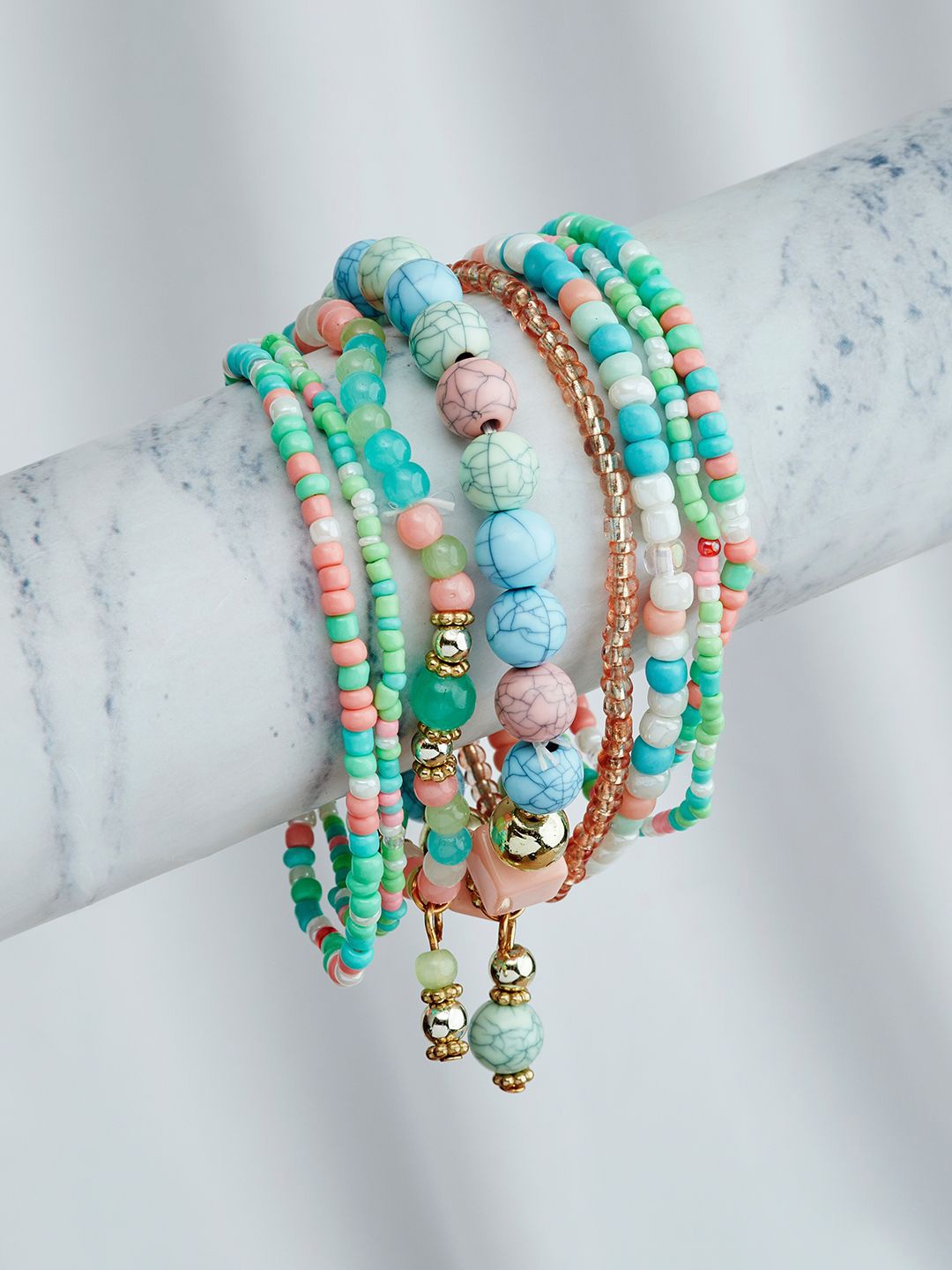

JOKER & WITCH Women 8 Bracelet, Pink