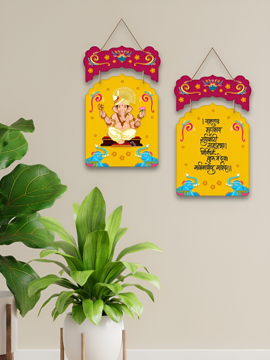 

ArtVibes 2Pcs Yellow & Pink Printed Wooden Wall Decor Hangings