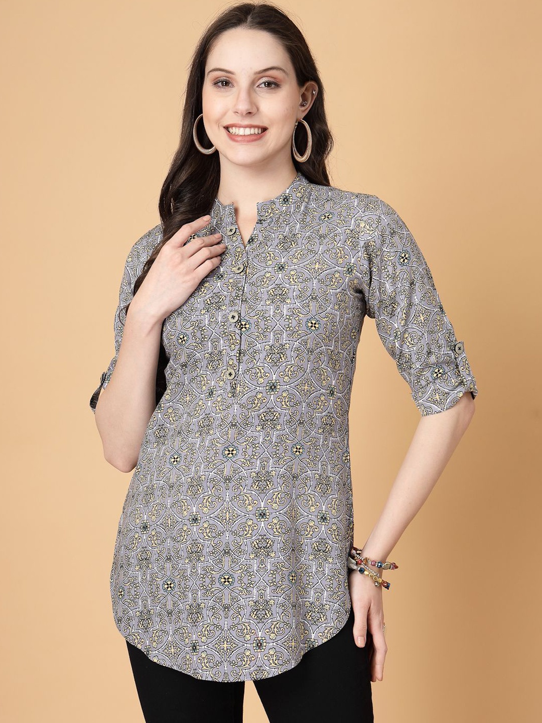 

God Bless Women Geometric Printed Kurta, Grey
