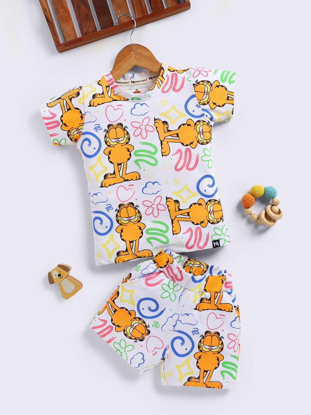 

YK X Minute Mirth Infants Girls Garfield Printed Pure Cotton Top with Shorts, Off white