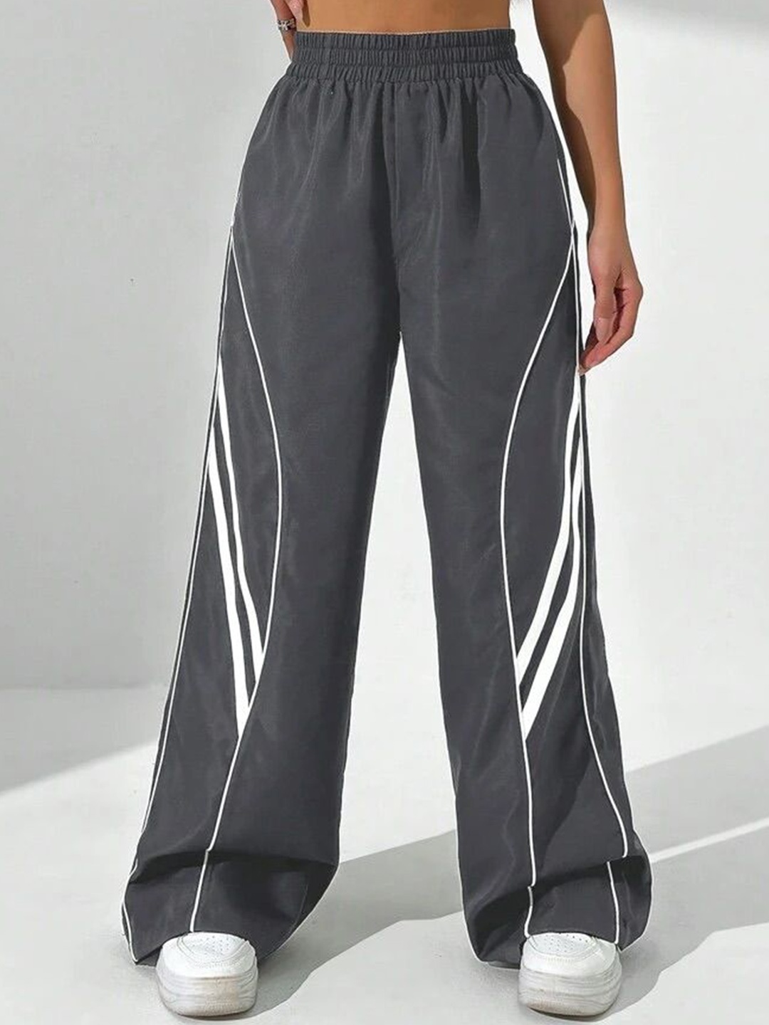 

TABADTOD Women Striped Relaxed Loose Fit Trousers, Grey