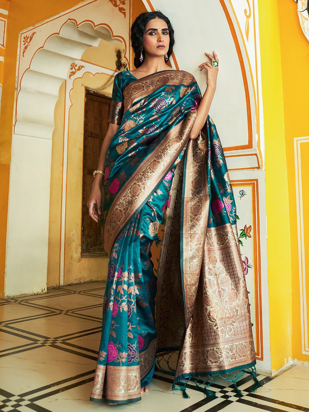 

KALINI Floral Zari Silk Blend Ready to Wear Saree, Green