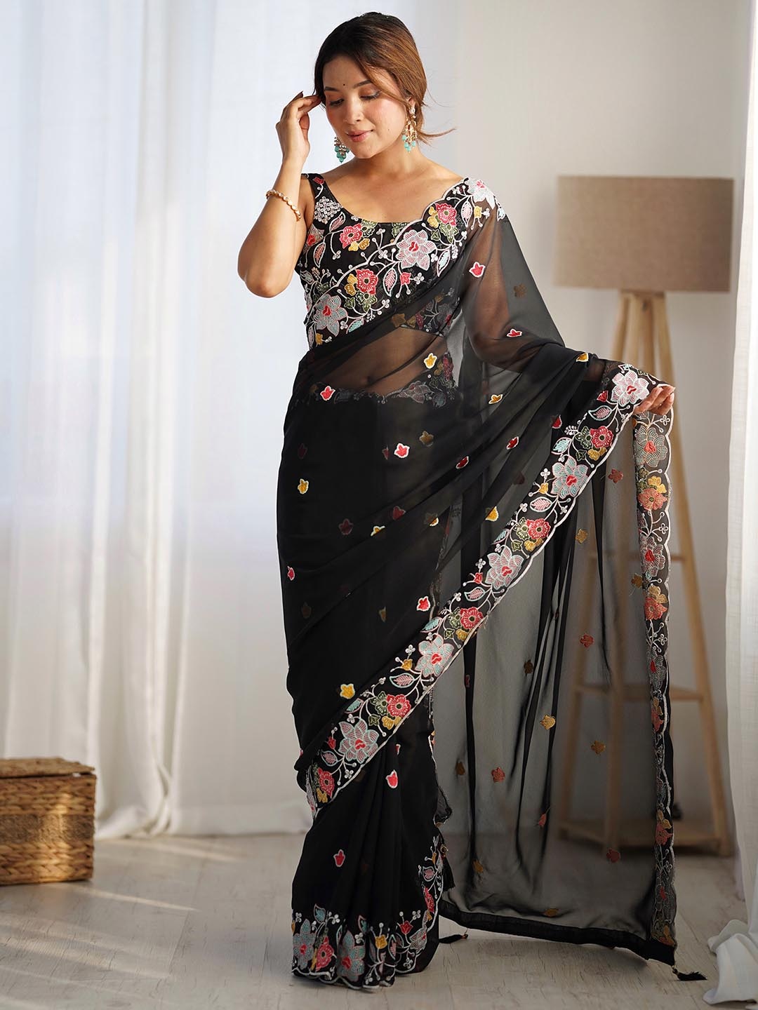 

Satrani Embellished Sequinned Pure Georgette Saree, Black