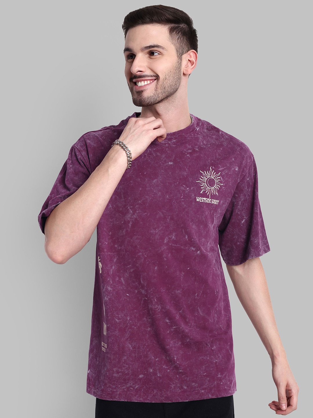 

The Roadster Lifestyle Co Printed Pure Cotton Relaxed-Fit T-Shirt, Purple