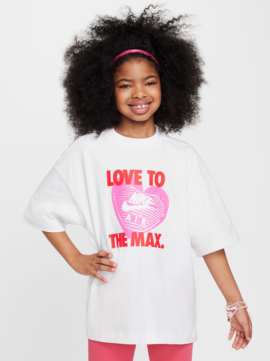 

Nike Sportswear Older Kids (Girls)T-Shirt, White
