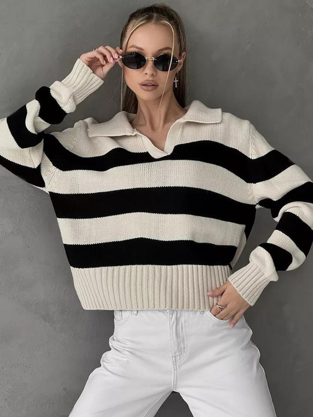 

LULU & SKY Women Striped Crop Pullover, Beige