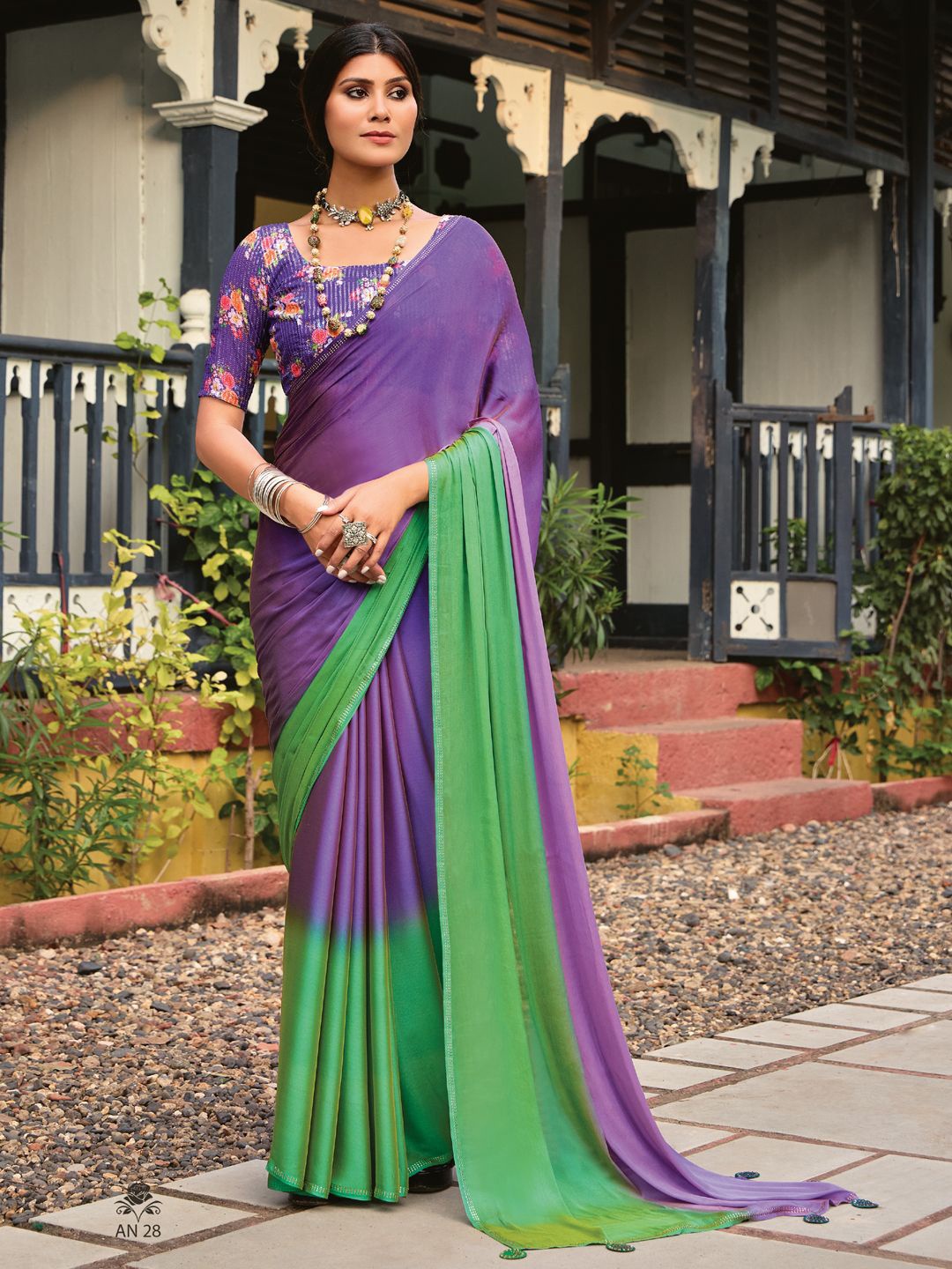 

Panzora Colourblocked Beads and Stones Poly Chiffon Saree, Purple