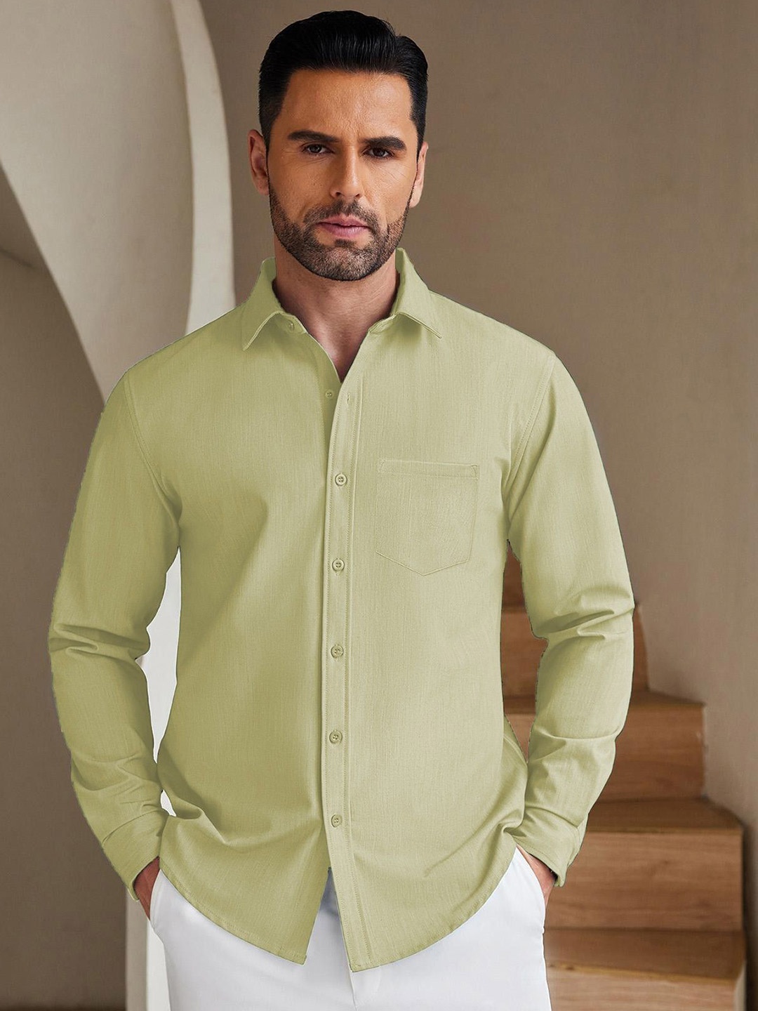

Anouk Men Opaque Casual Shirt, Green