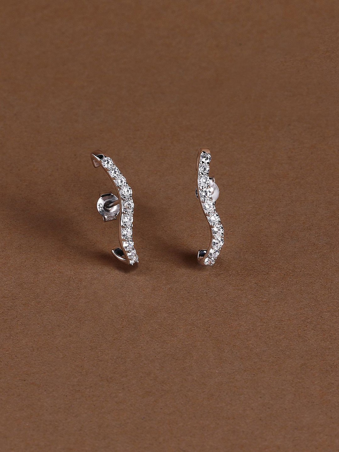 

Luxevogue Contemporary Studs Earrings, White