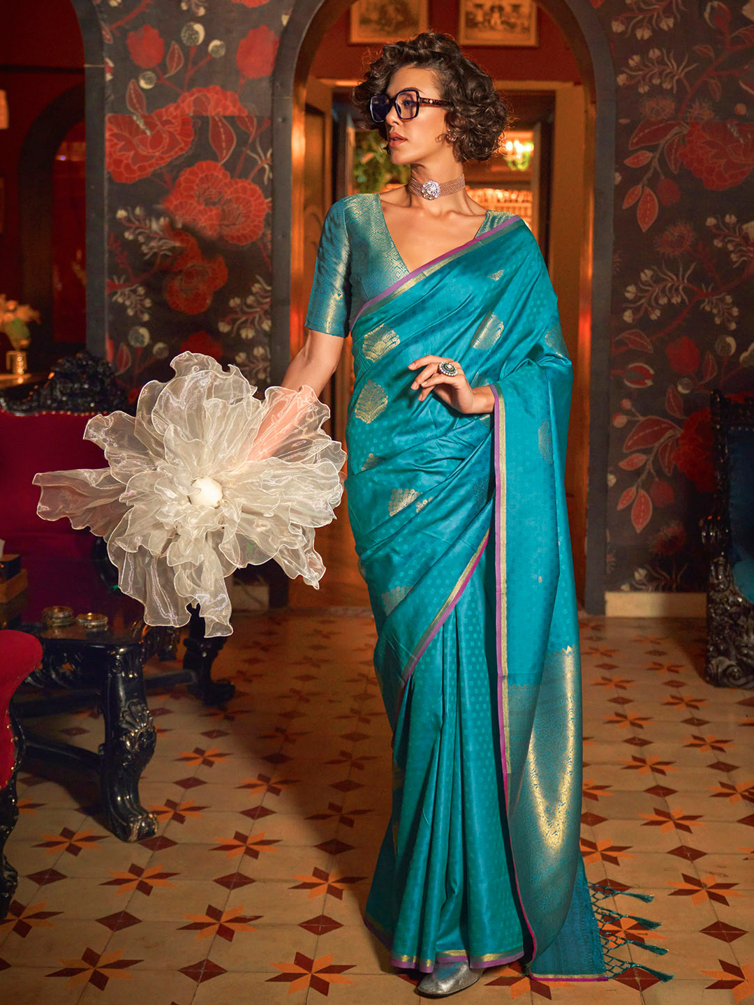 

Mitera Woven Design Zari Silk Blend Saree, Green