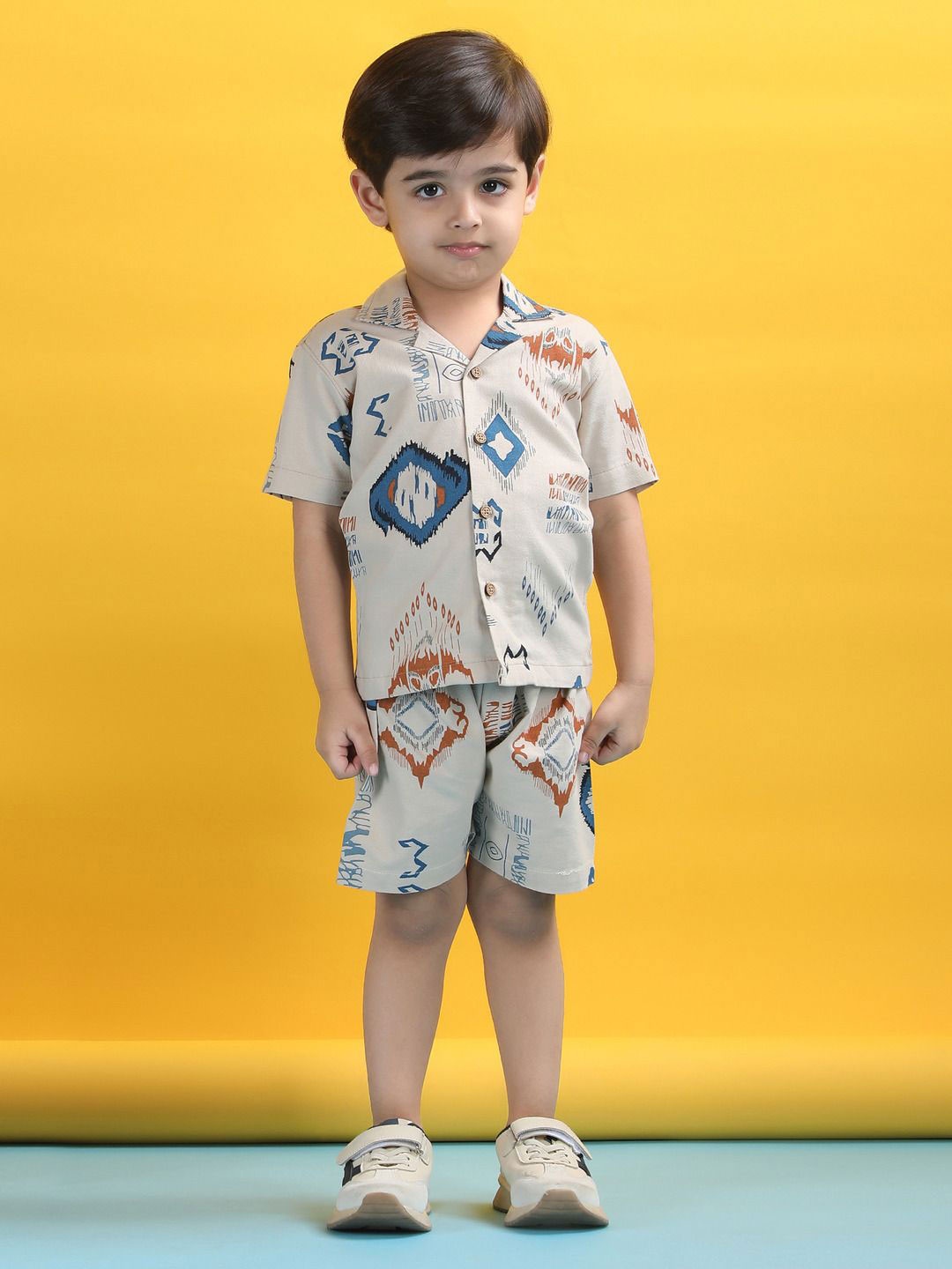 

Polka Tots Boys Printed Shirt with Shorts, Cream