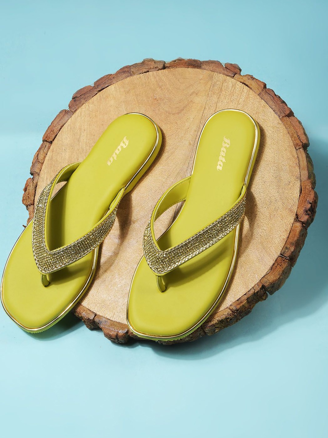 

Bata Women Thong Flip-Flops, Green
