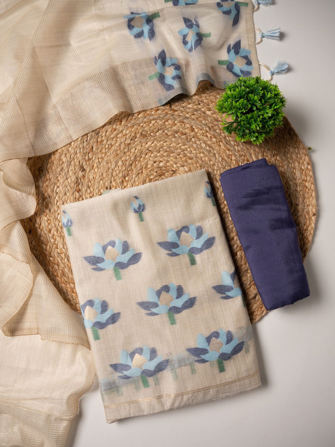 

GAJARAI Unstitched Dress Material, Navy blue