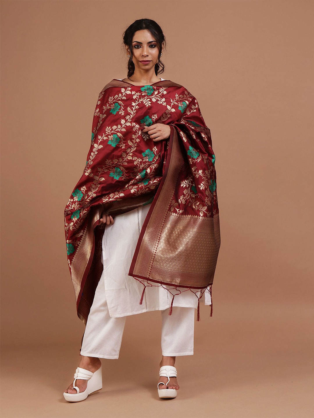 

TJORI Floral Woven Design Zari Cotton Silk Dupatta, Maroon