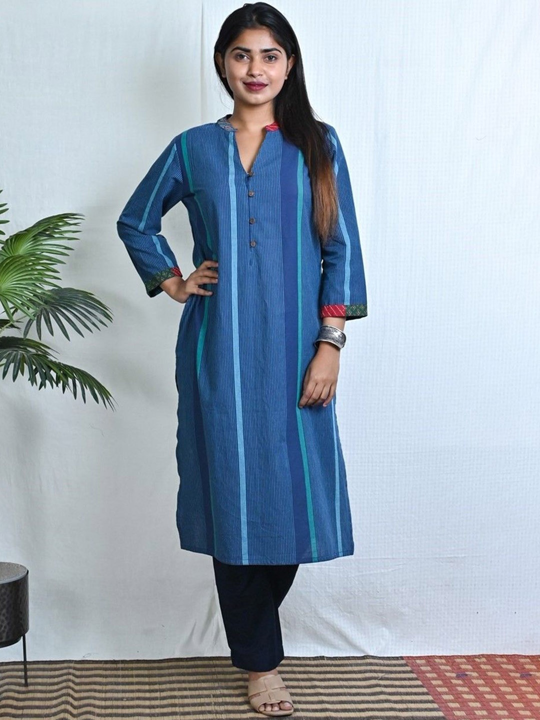 

Earthwear Striped Printed Regular Cotton Kurta, Blue