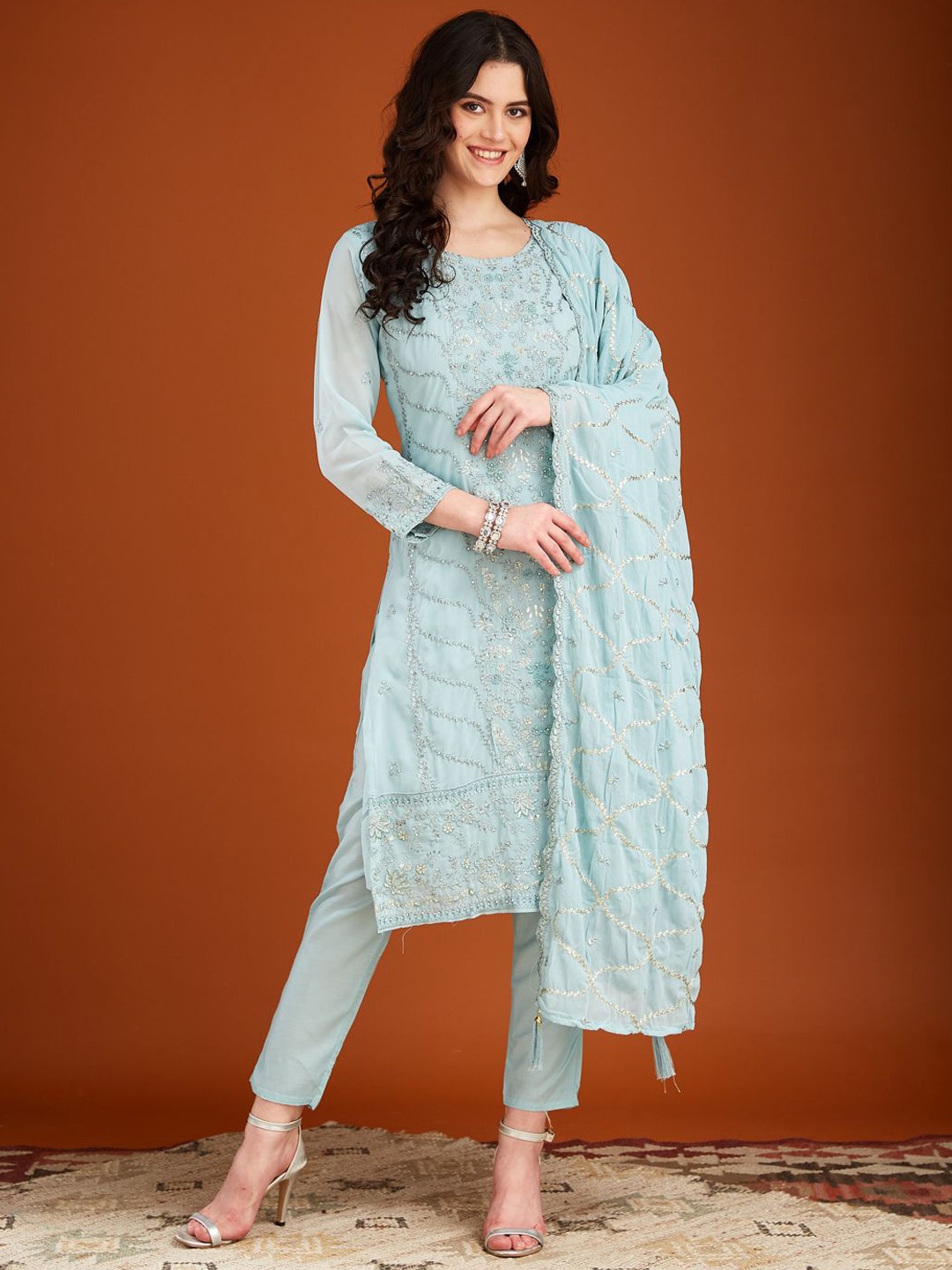 

MAHALASA Women Ethnic Motifs Embroidered Regular Sequinned Kurti with Trousers & With Dupatta, Turquoise blue