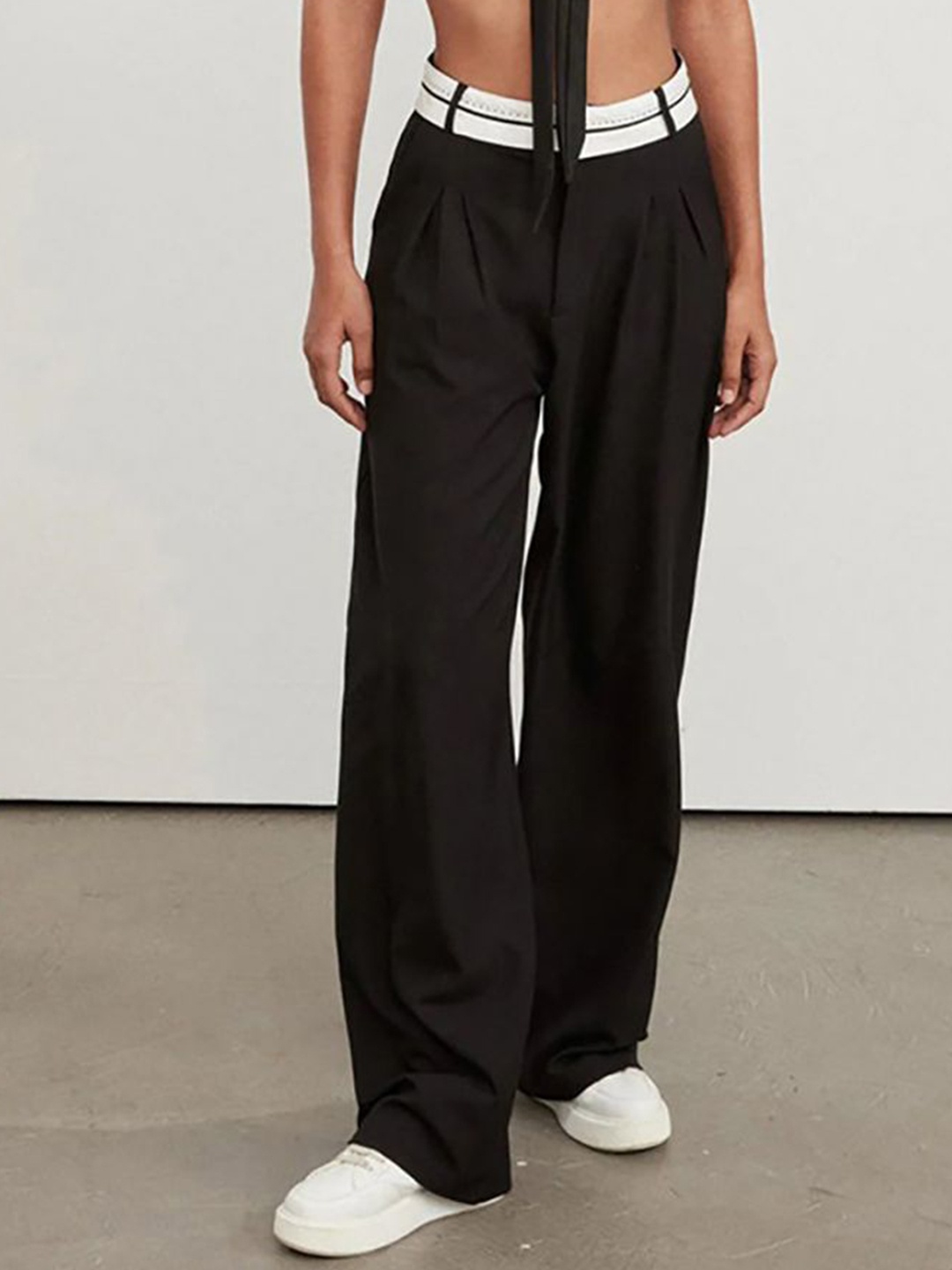 

StyleCast x Revolte Women Loose Fit Easy Wash Trousers, Black