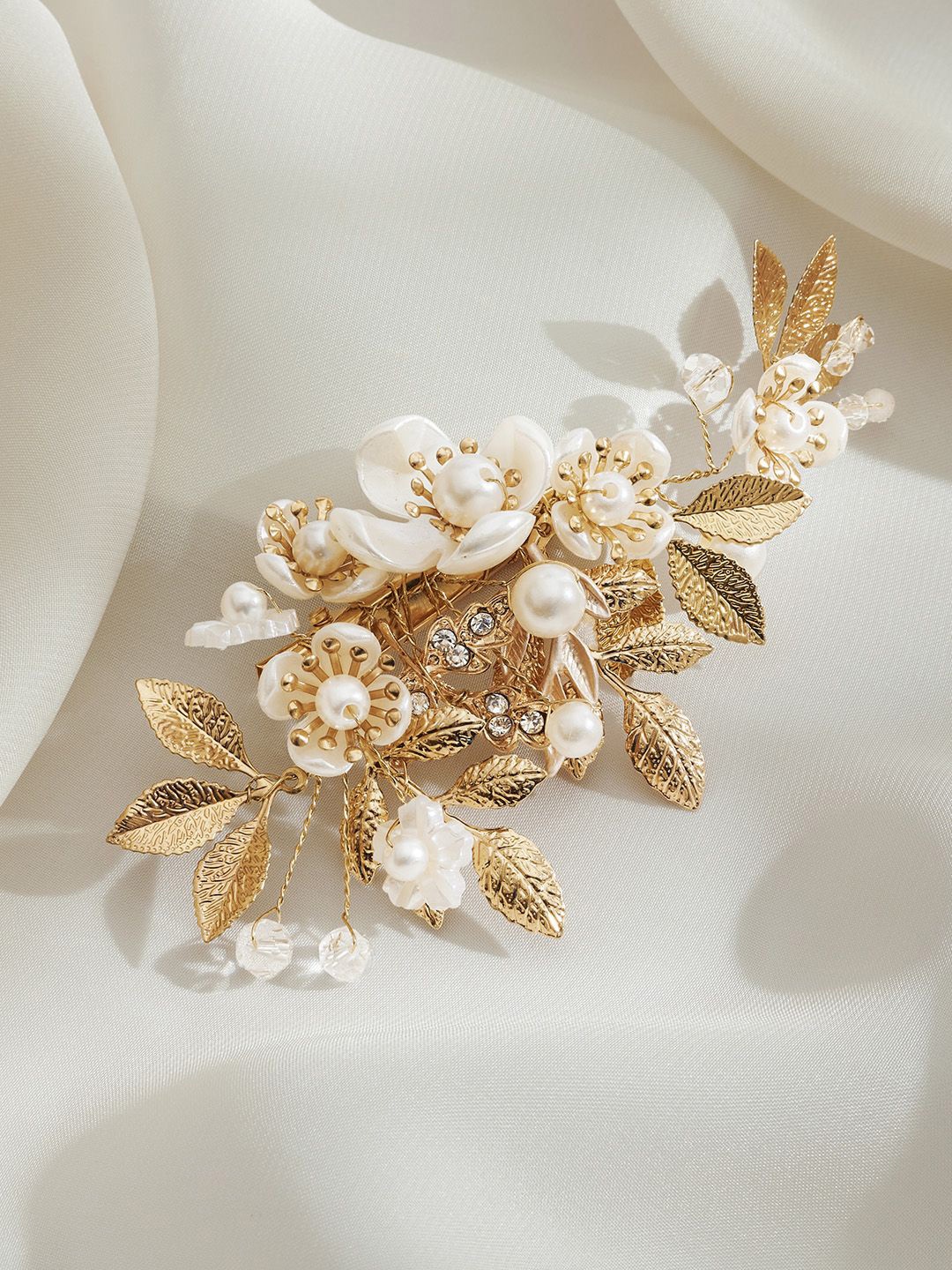 

JOKER & WITCH Women Embellished Alligator Hair Clip, Gold