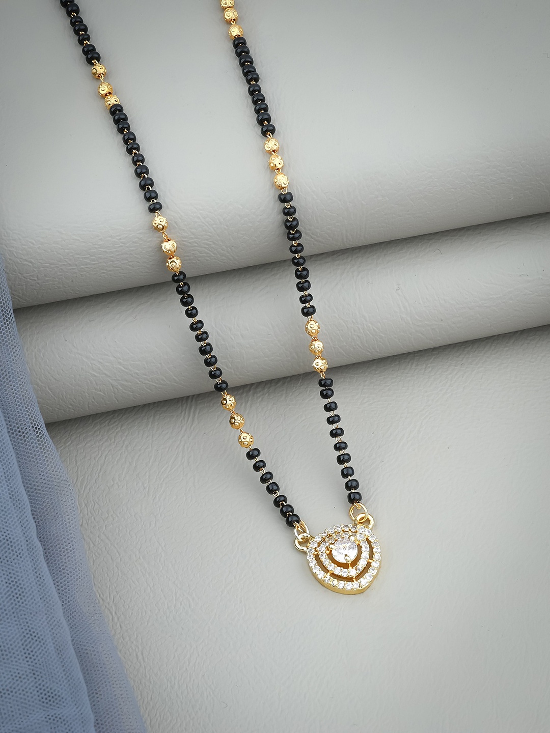 

Wynona Mangalsutra, Gold