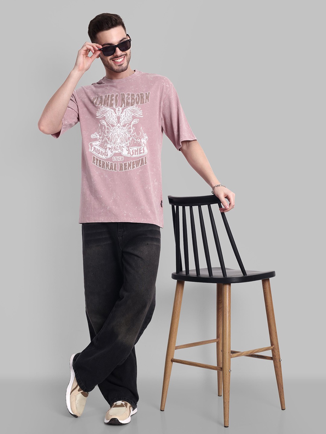 

The Roadster Lifestyle Co. Graphic Printed Pure Cotton Relaxed Fit Tshirt, Pink