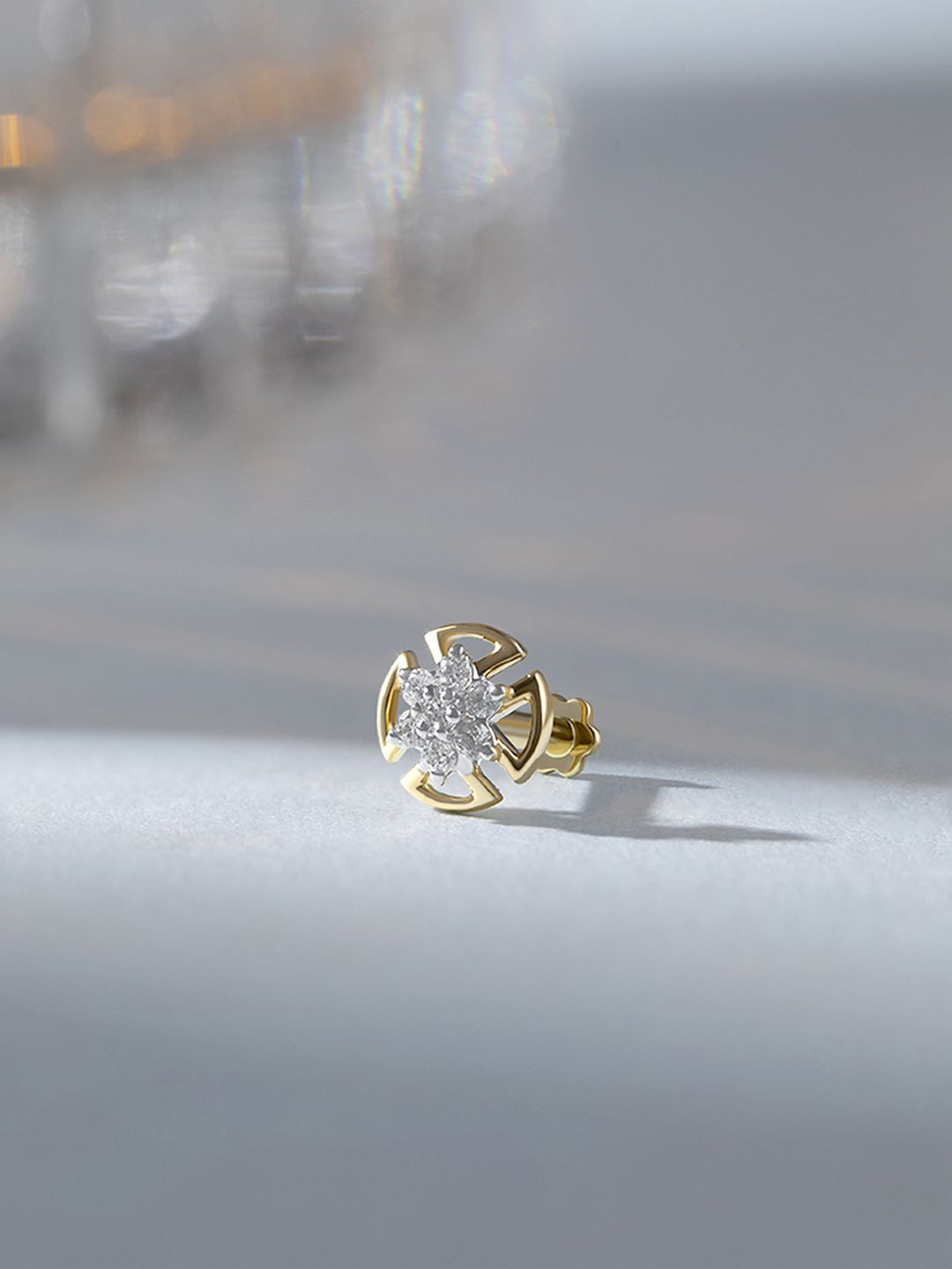 

Mia by Tanishq 14KT Diamond Nose Pin-0.35g, Gold