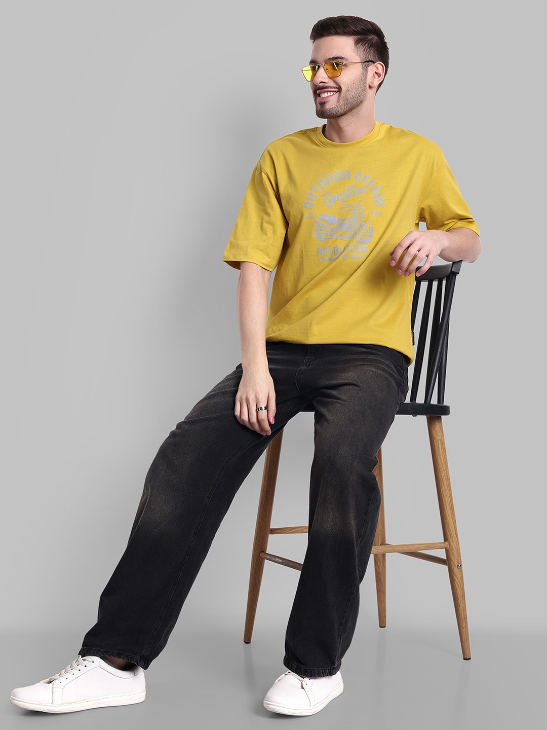 

The Roadster Lifestyle Co Printed Pure Cotton Relaxed-Fit T-Shirt, Yellow