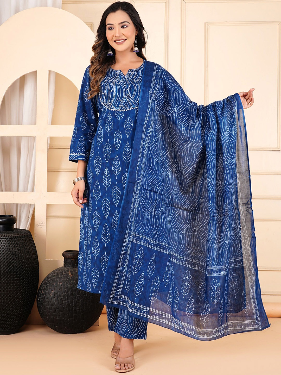 

Lovista Women Floral Embroidered Regular Sequinned Pure Cotton Kurta with Trousers & With Dupatta, Blue