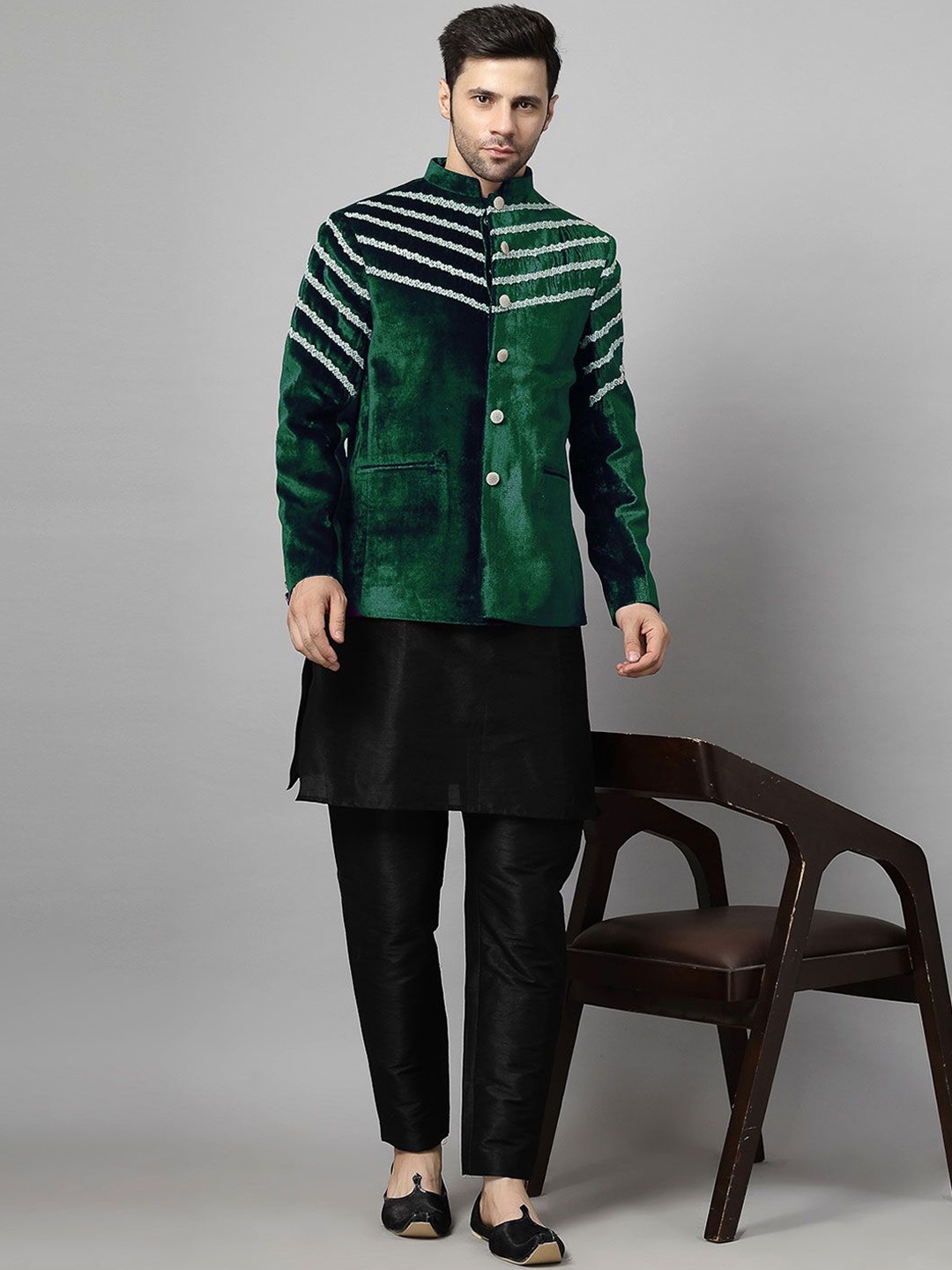 

Utsav Fashion Men Regular Kurta with Trousers, Black