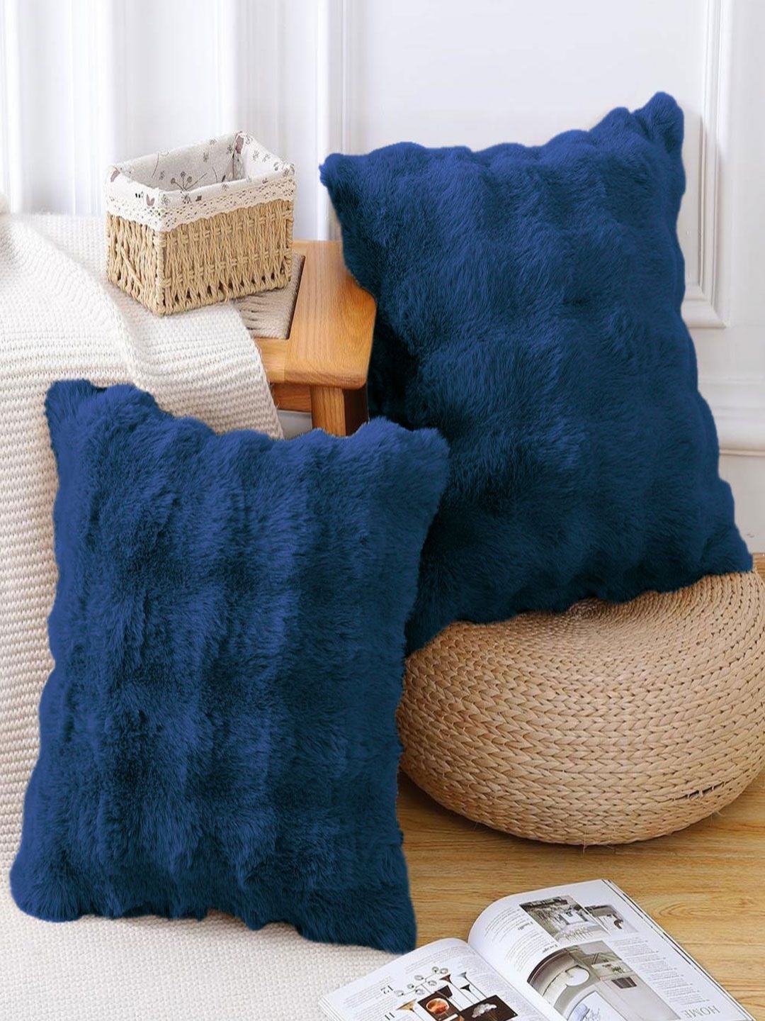 

LUXEHOME INTERNATIONAL Teal Set of 2 Square Cushion Covers