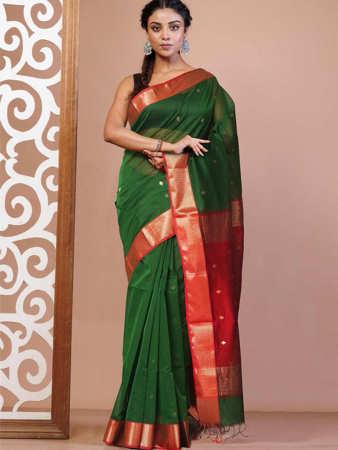 

Unnati Silks Woven Design Zari Handloom Maheshwari Saree, Green