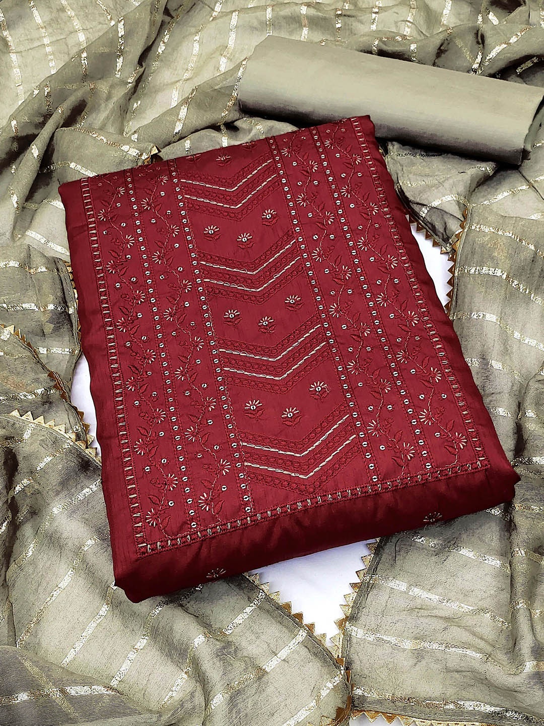 

Maroosh Floral Embroidered Unstitched Dress Material, Maroon